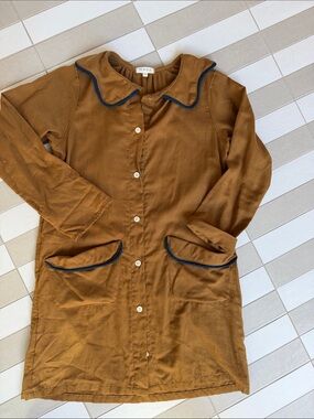 MABO girls Camel light weight coat jacket shirt with navy collar trim size 10/11